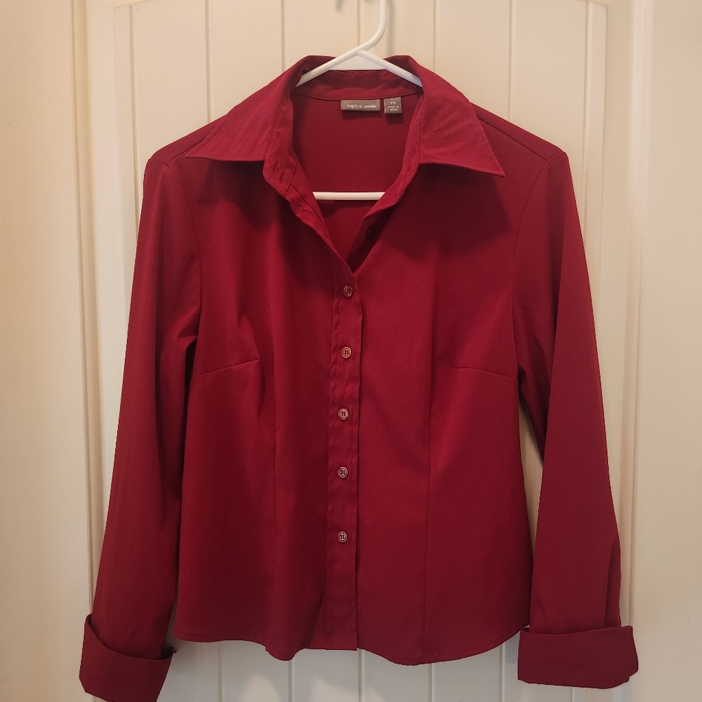 Apt. 9 Petite Red Long Sleeve Button up Blouse, Size PS